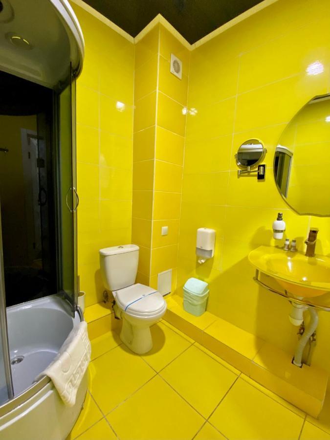 Hotel Royal Poltava Extérieur photo