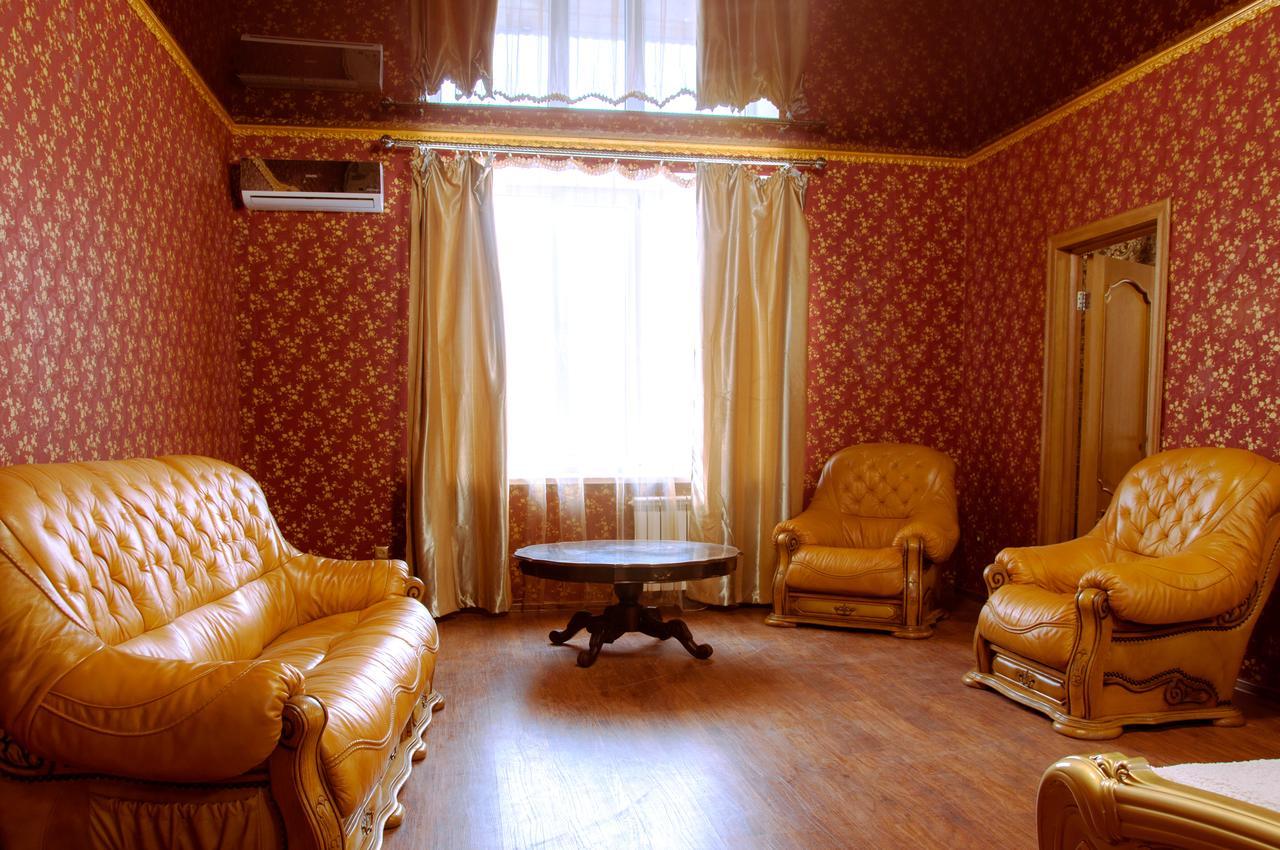 Hotel Royal Poltava Extérieur photo